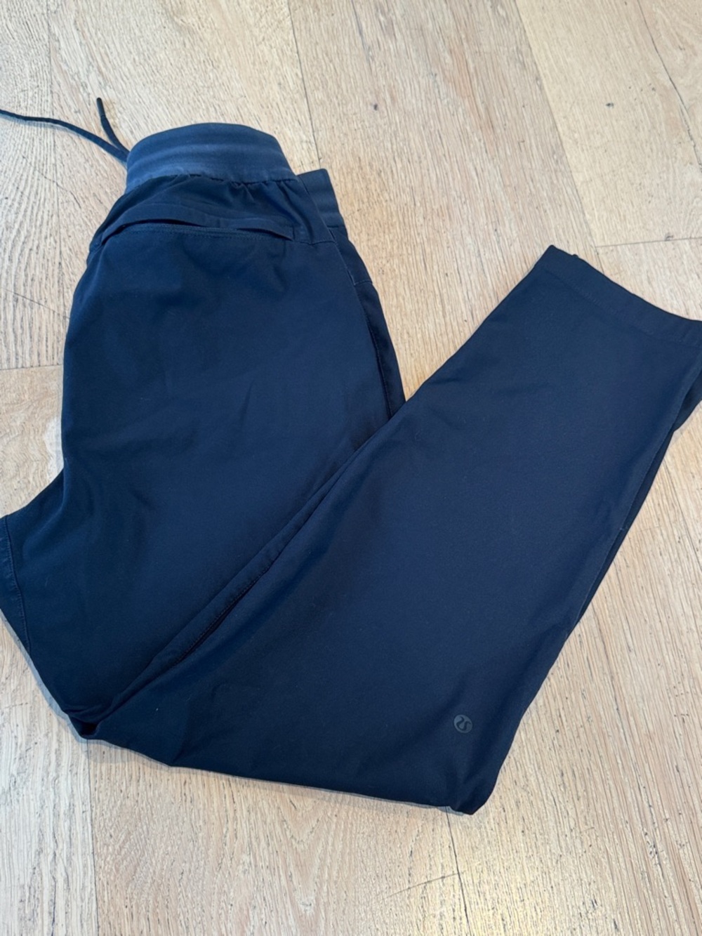 lululemon athletica Men's Black Performance Joggers